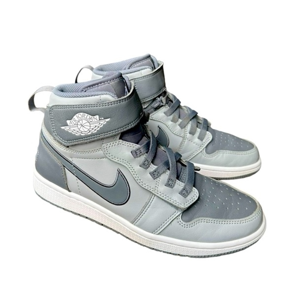 Nike Air Jordan 1 High Flyease, light smoke grey, size men’s 7, women’s 8.5.